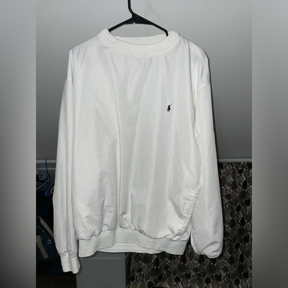 Ralph Lauren windbreaker/sweatshirt with side pockets.